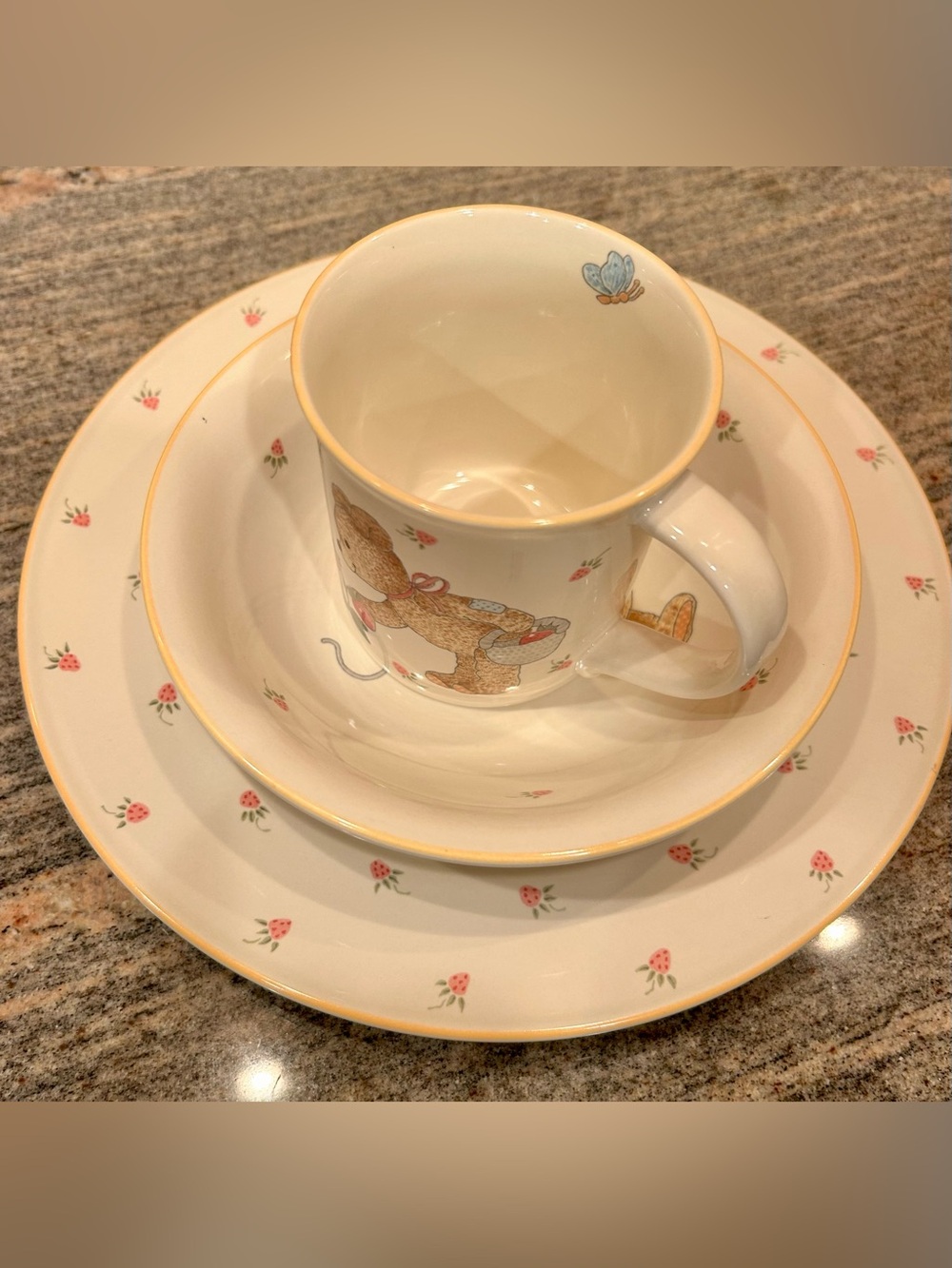 Vintage Mikasa Teddy 3-piece children's dinnerware set Bowl/mug/plate